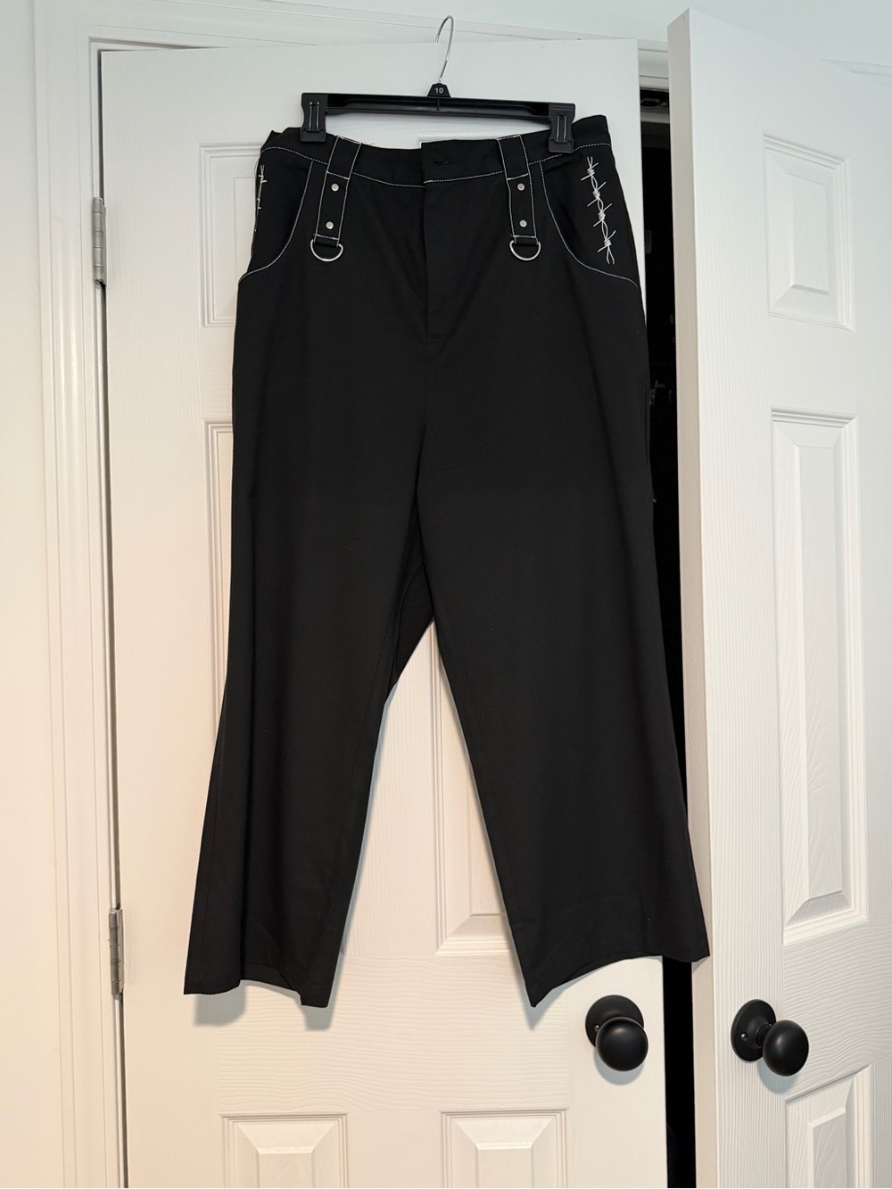 Women's Hell Bunny cropped Straight-Leg Pants - Picture 3 of 7
